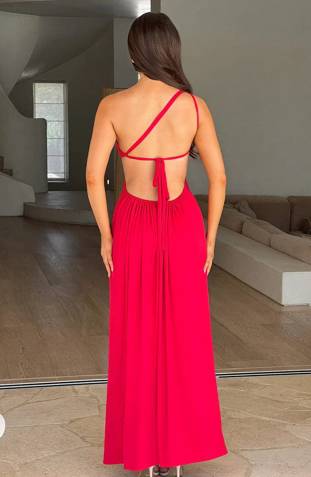 Linda | Sleek One-Shoulder Slit Dress