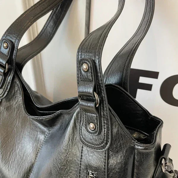 Bianca | Stylish Zip-Detail Shoulder Bag