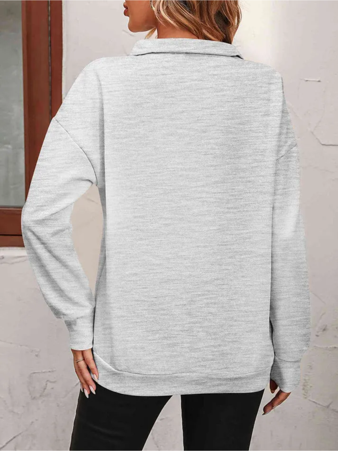 Sofie Sweatshirt with zipper and hanging shoulder for women