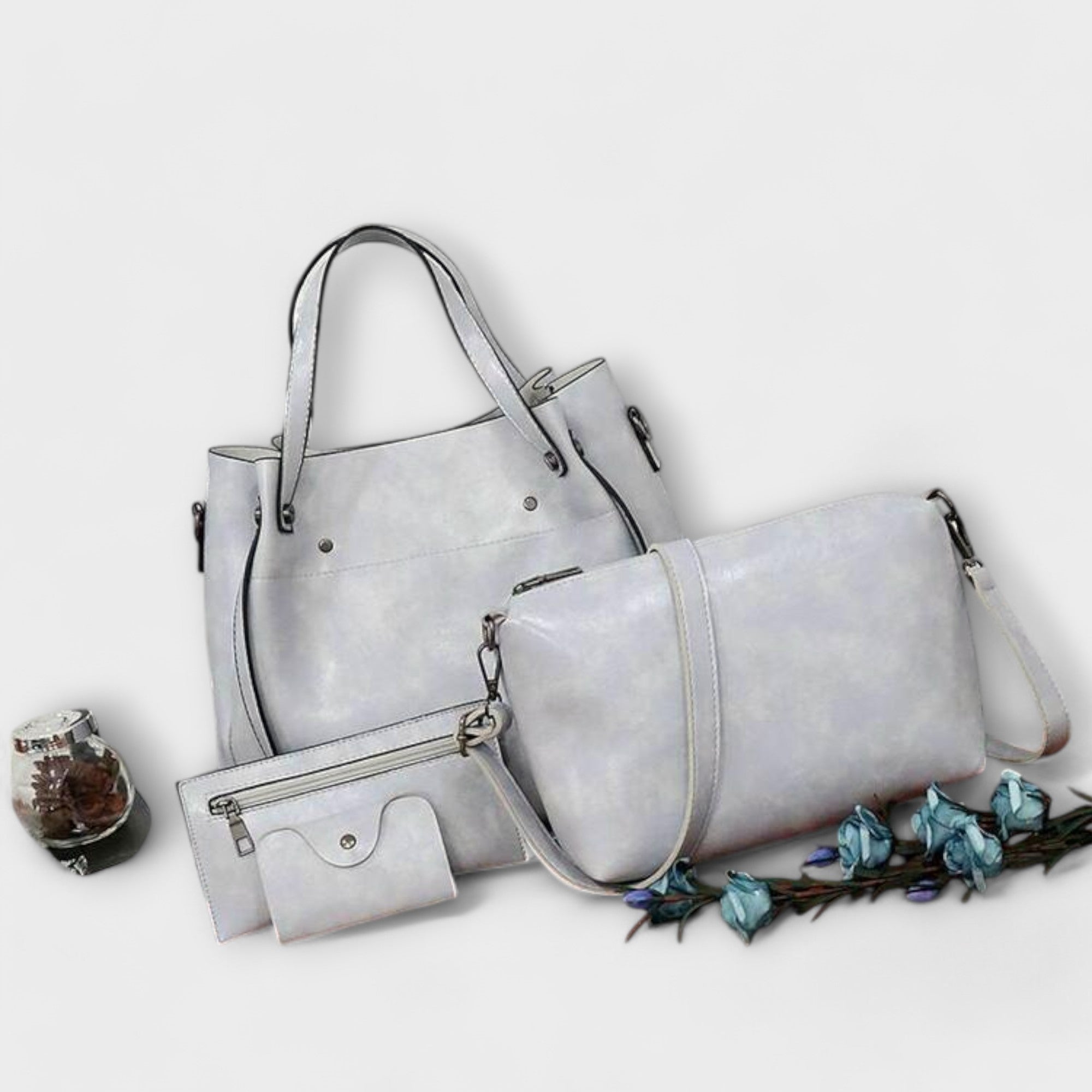 Caroline | Elegant Spacious Shoulder Bag
