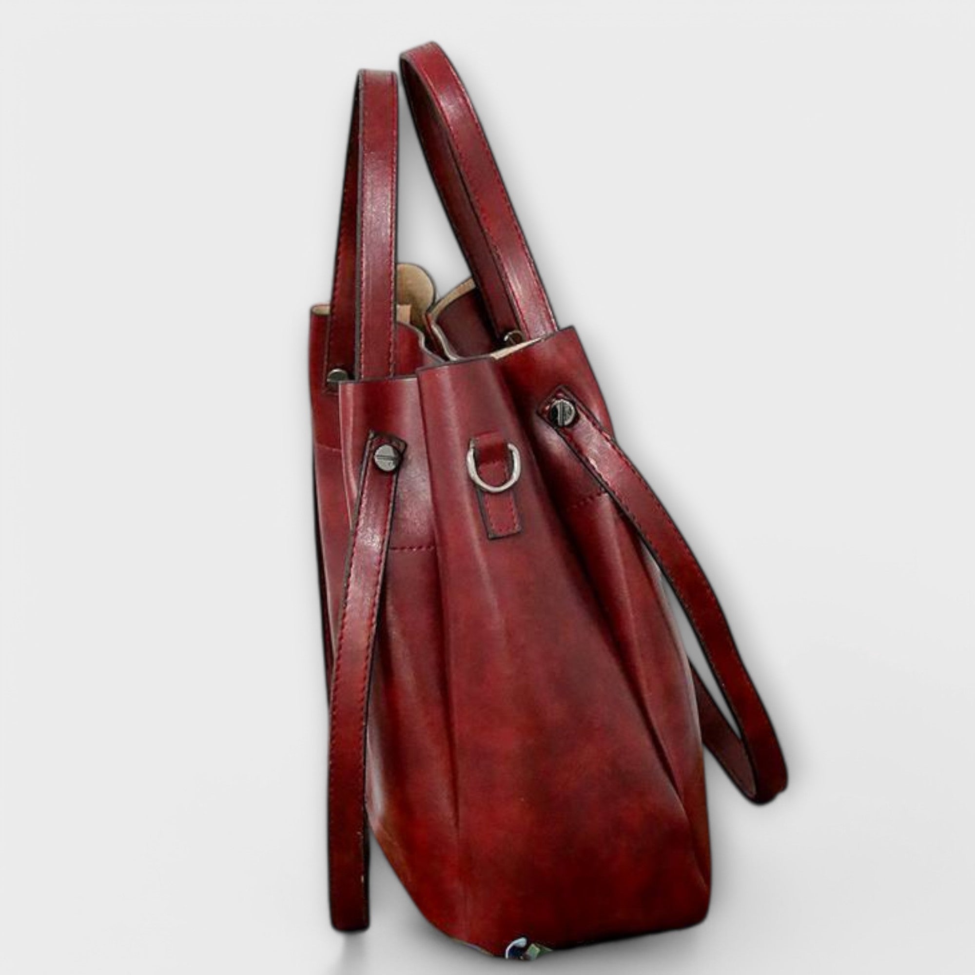 Caroline | Elegant Spacious Shoulder Bag