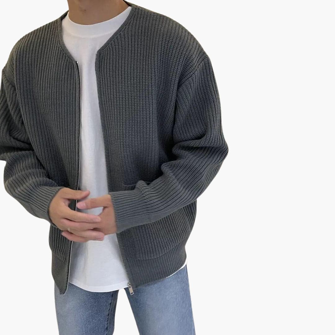 Evan | Casual Knit Cardigan Outfit