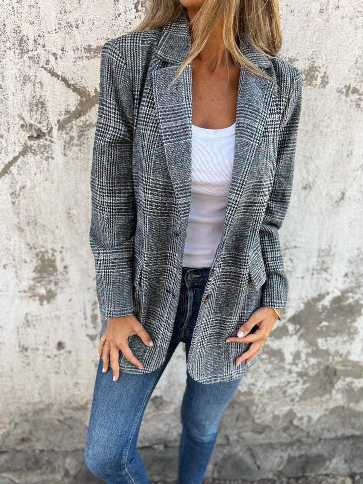 Danaya™ - Stylish Women's Winter Check Blazer