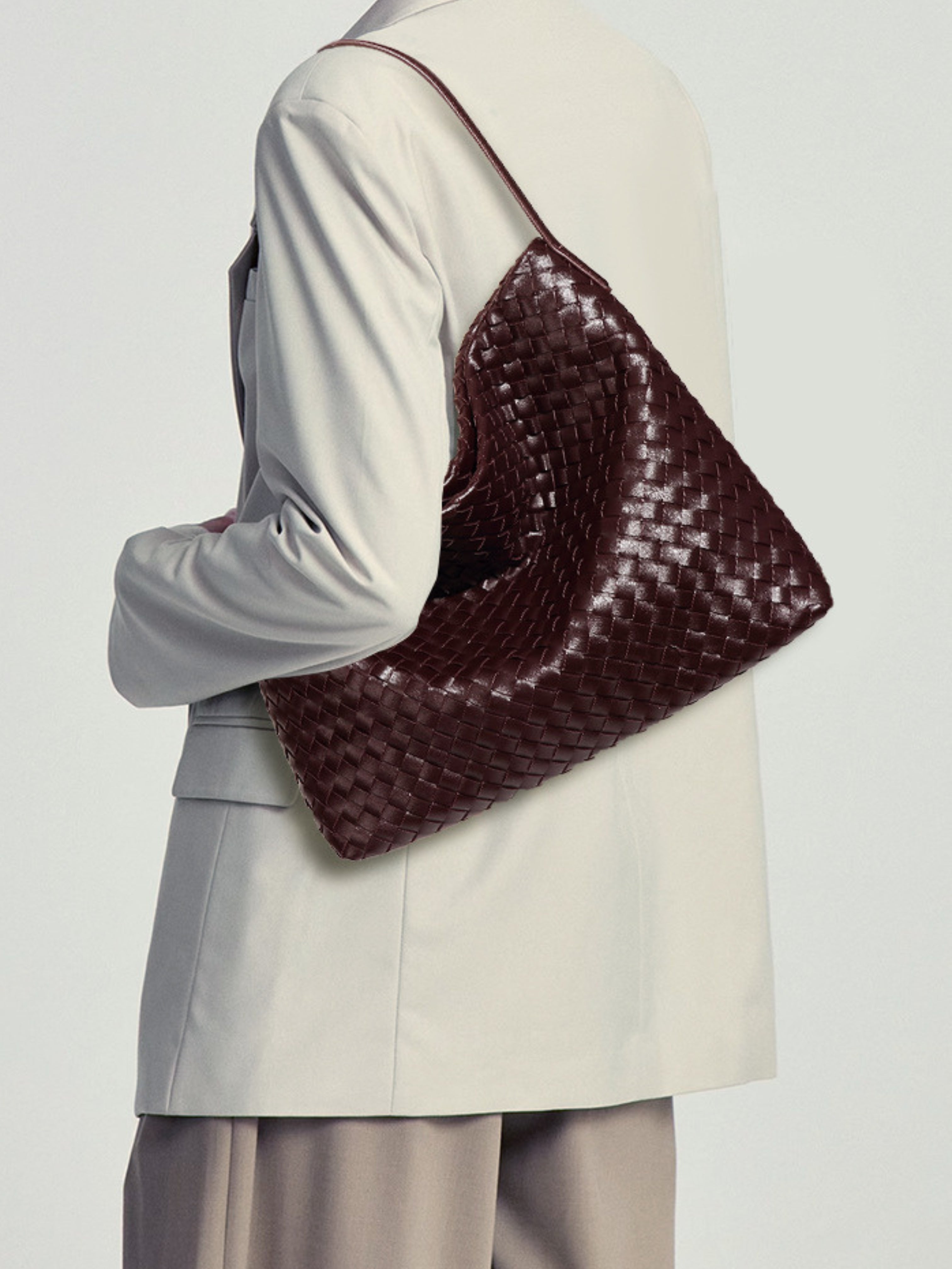 Dakota | Elegant Woven Leather Tote Bag