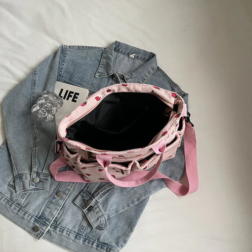 Emma | Chic Strawberry Print Bag