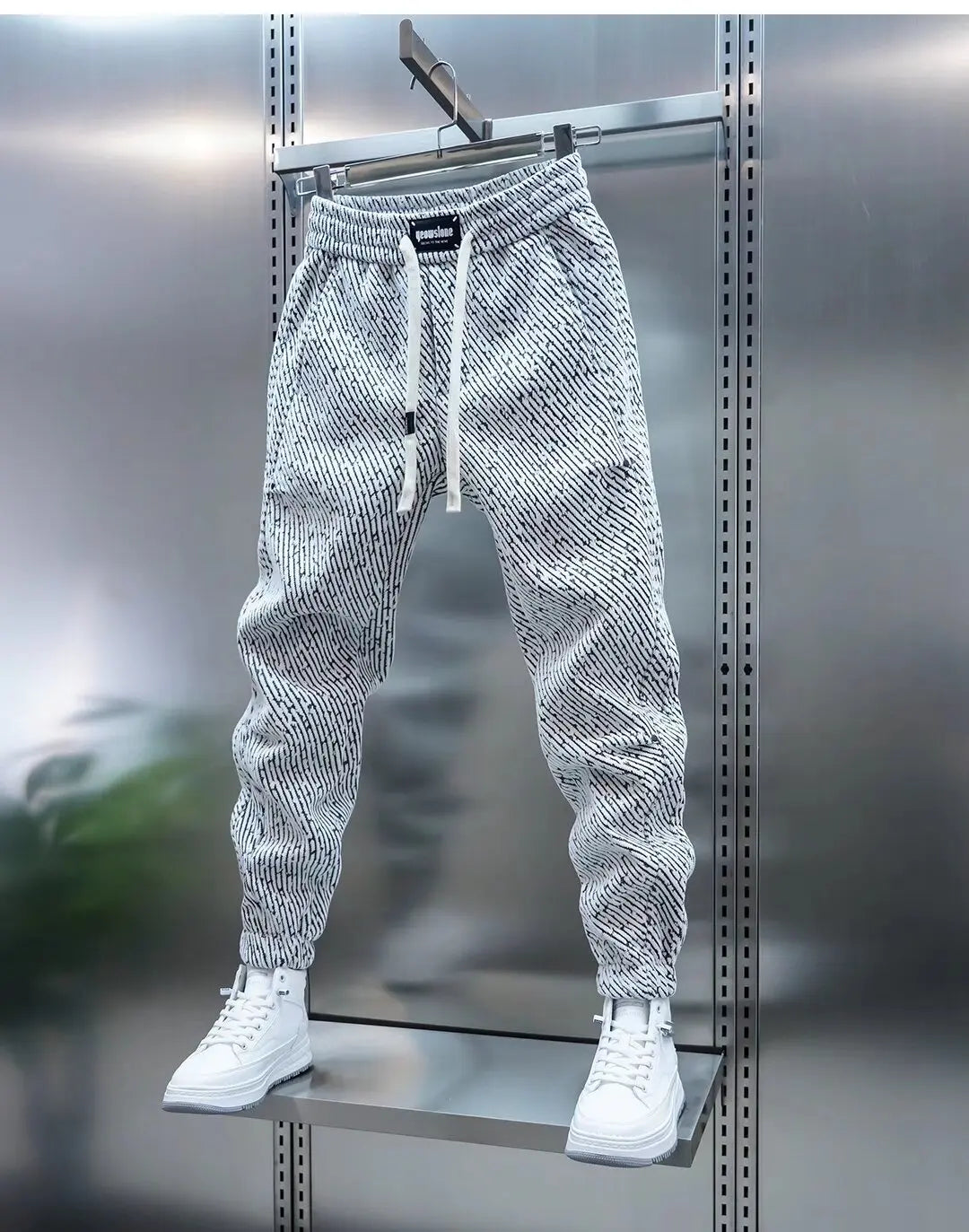 Austin | Modern Fit Graphic Print Joggers