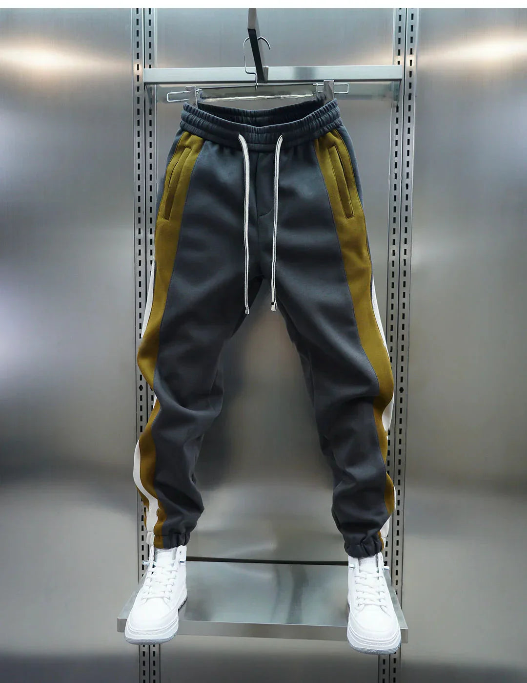Abel | Comfortable Elastic Waist Joggers