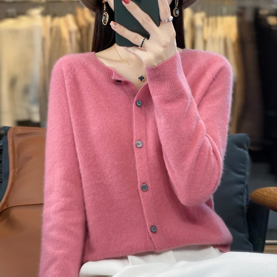 Annika™ - Soft and elegant wool cardigan