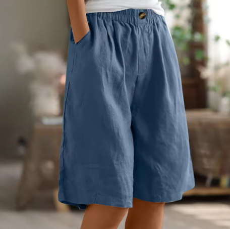 Tina – Spacious Casual Shorts