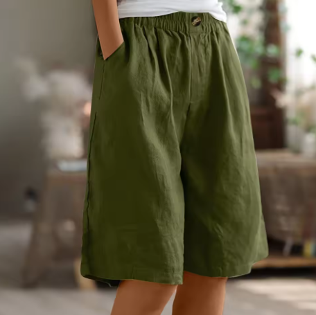 Tina – Spacious Casual Shorts