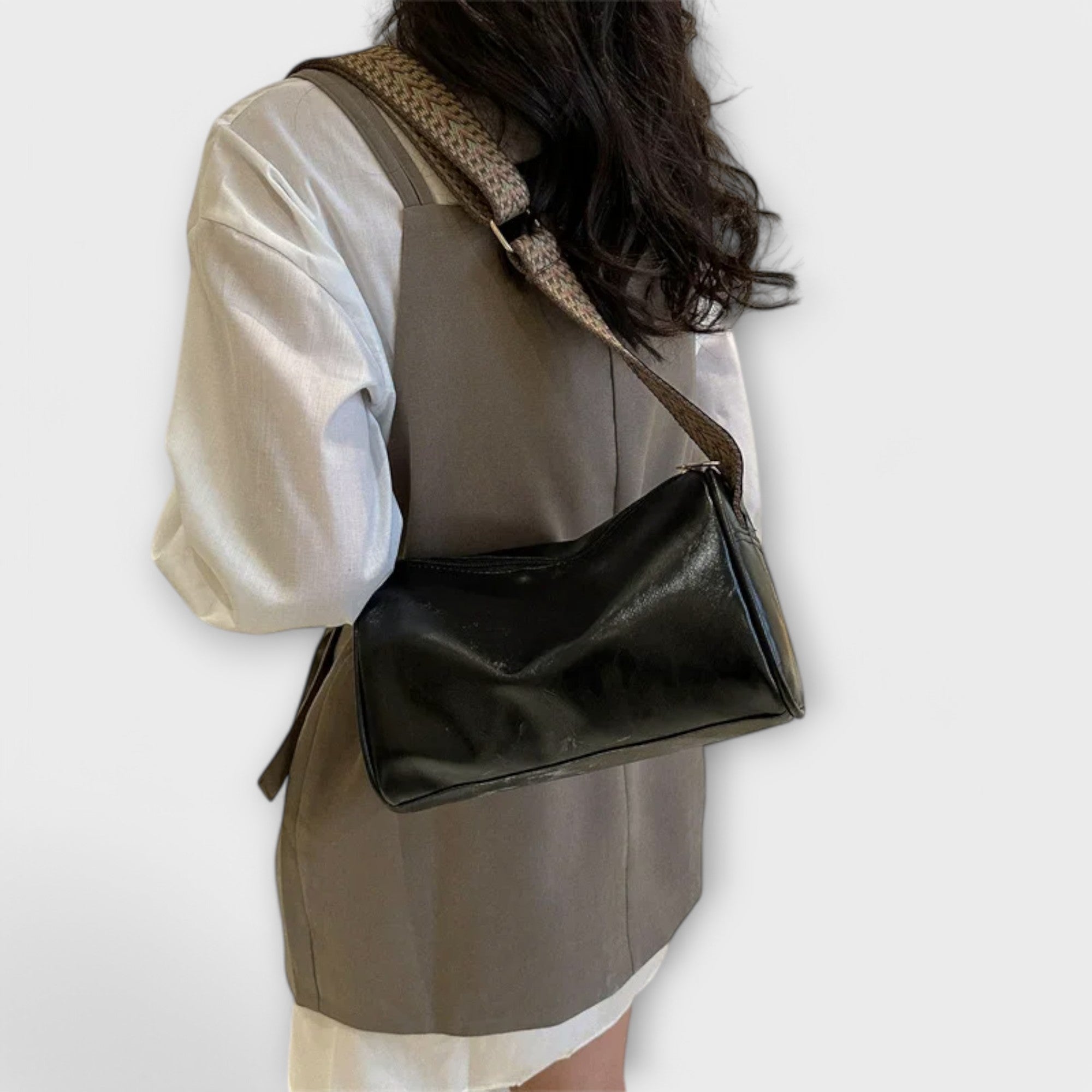 Danielle | Compact Classic Crossbody Bag
