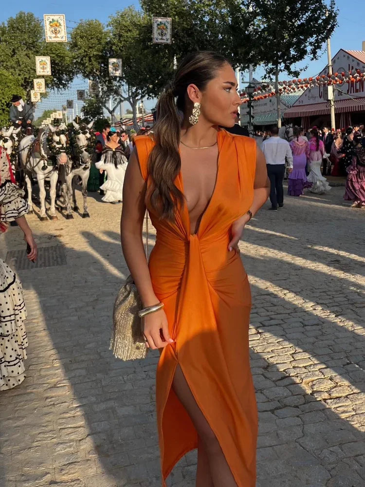Moriah – Elegant Pleated Dress