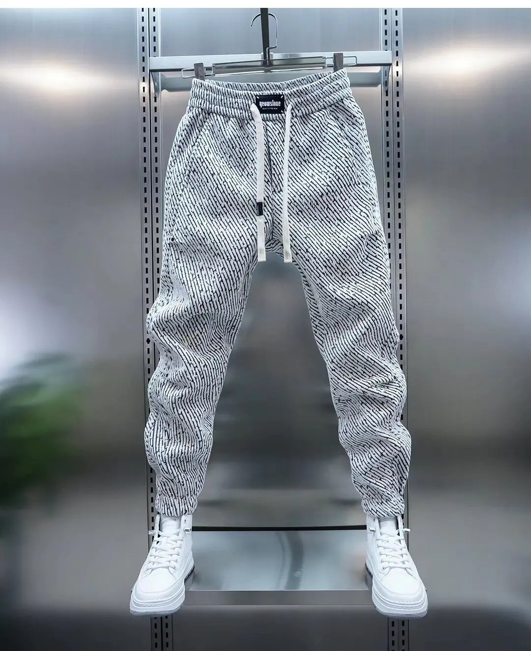 Austin | Modern Fit Graphic Print Joggers