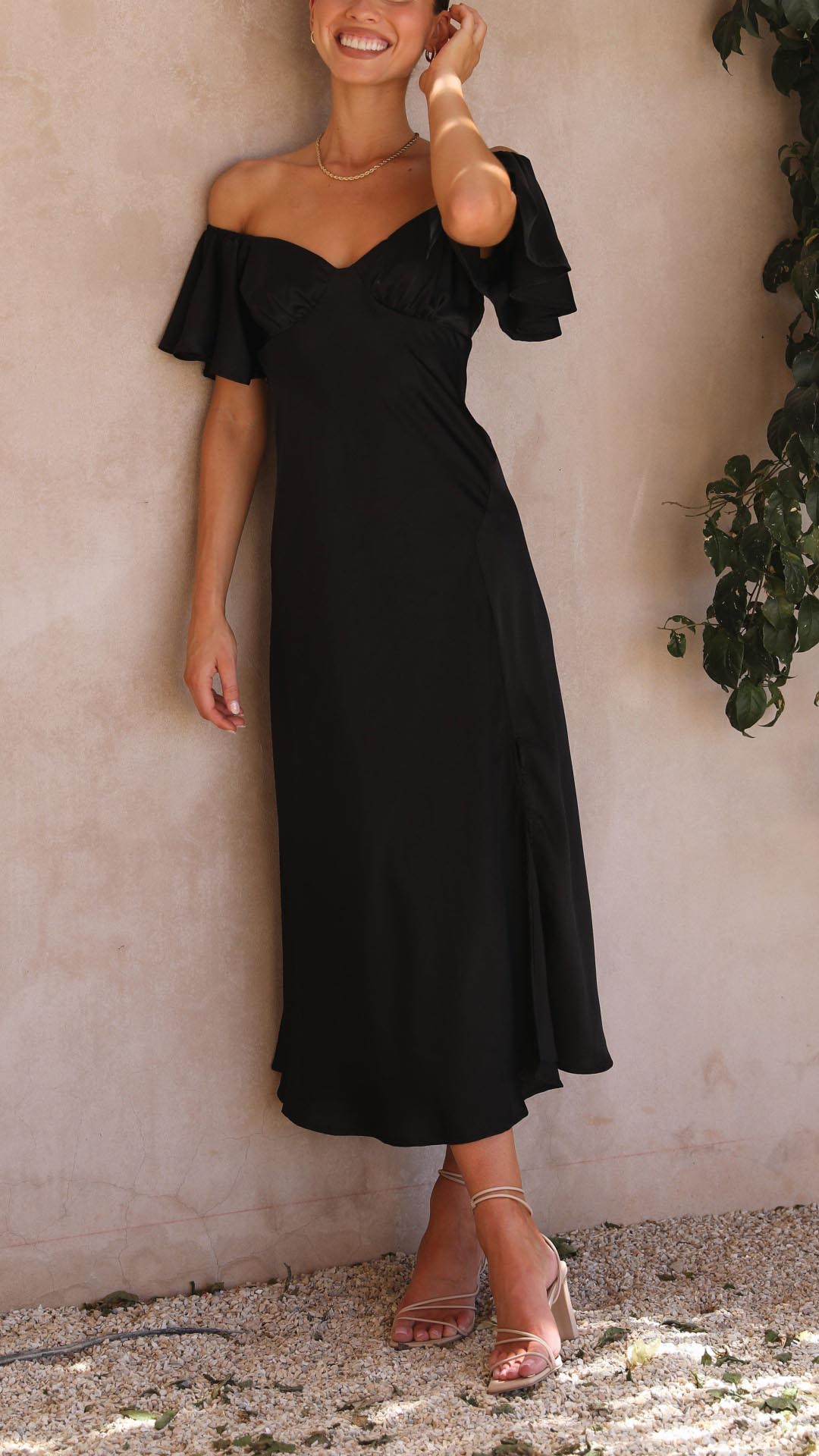 Rosa | Elegant Off-Shoulder Dress