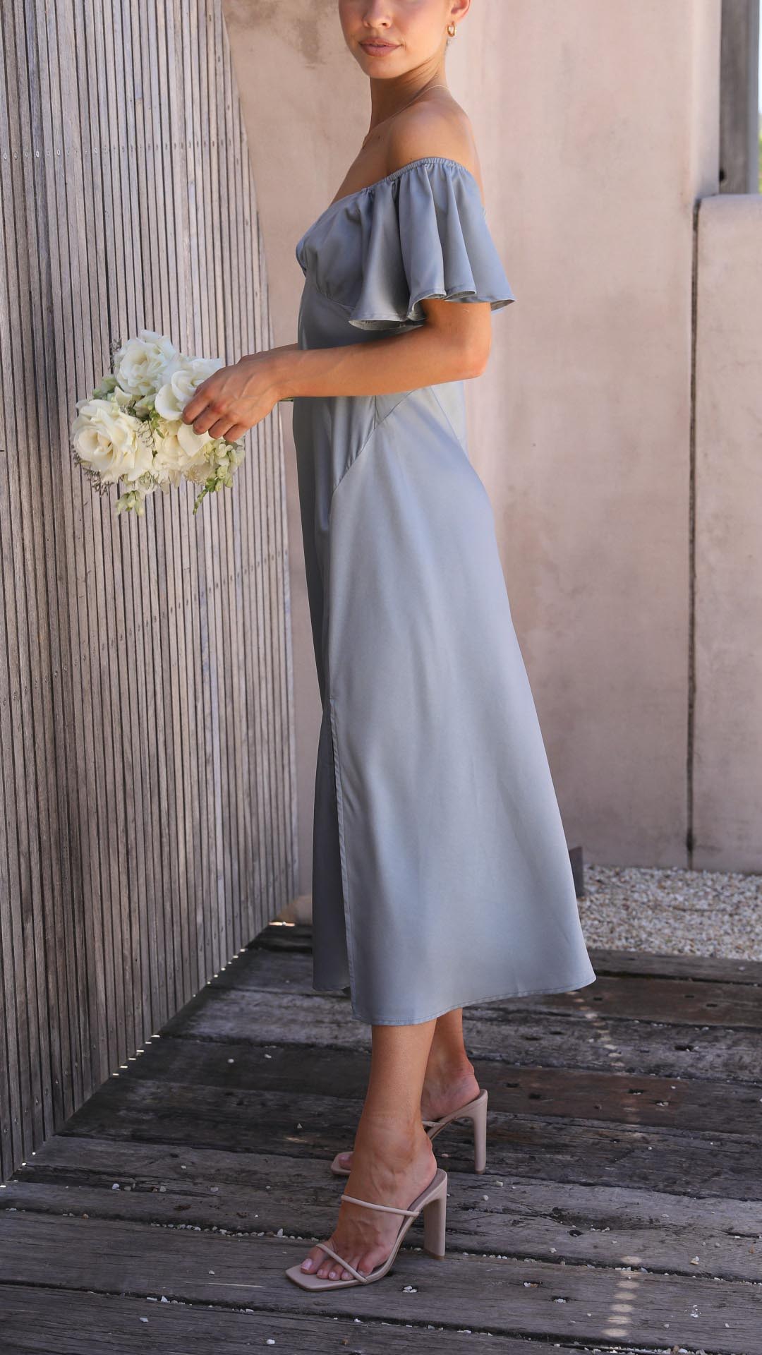 Rosa | Elegant Off-Shoulder Dress