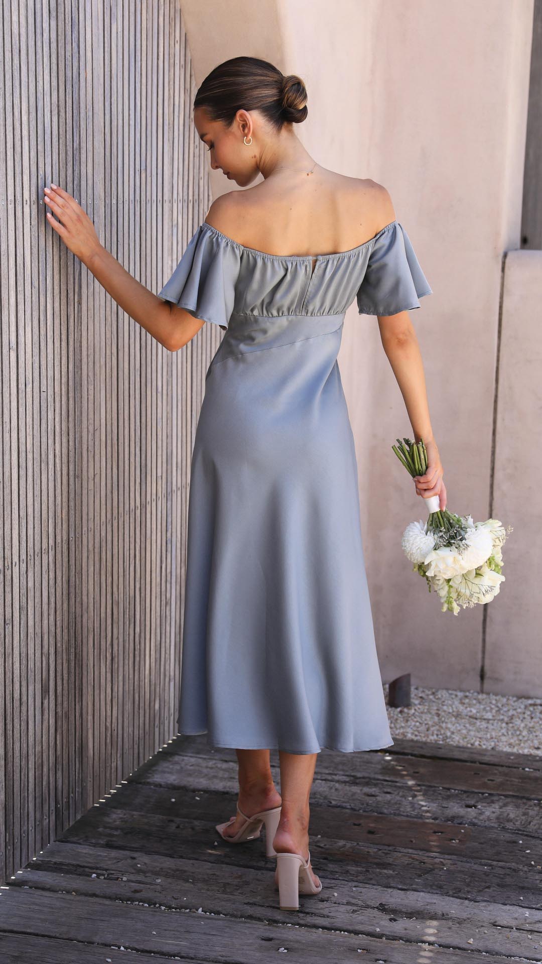 Rosa | Elegant Off-Shoulder Dress