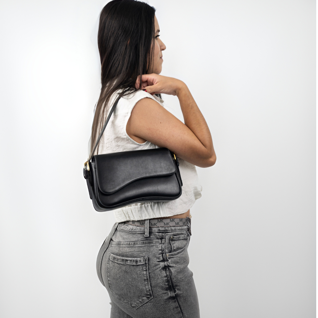 Erica | Curved Leather Shoulder Bag