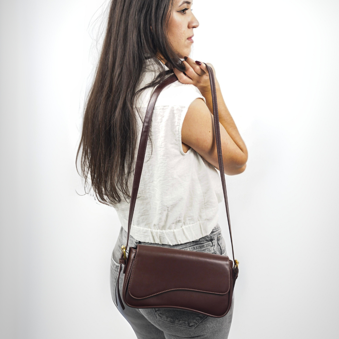 Erica | Curved Leather Shoulder Bag