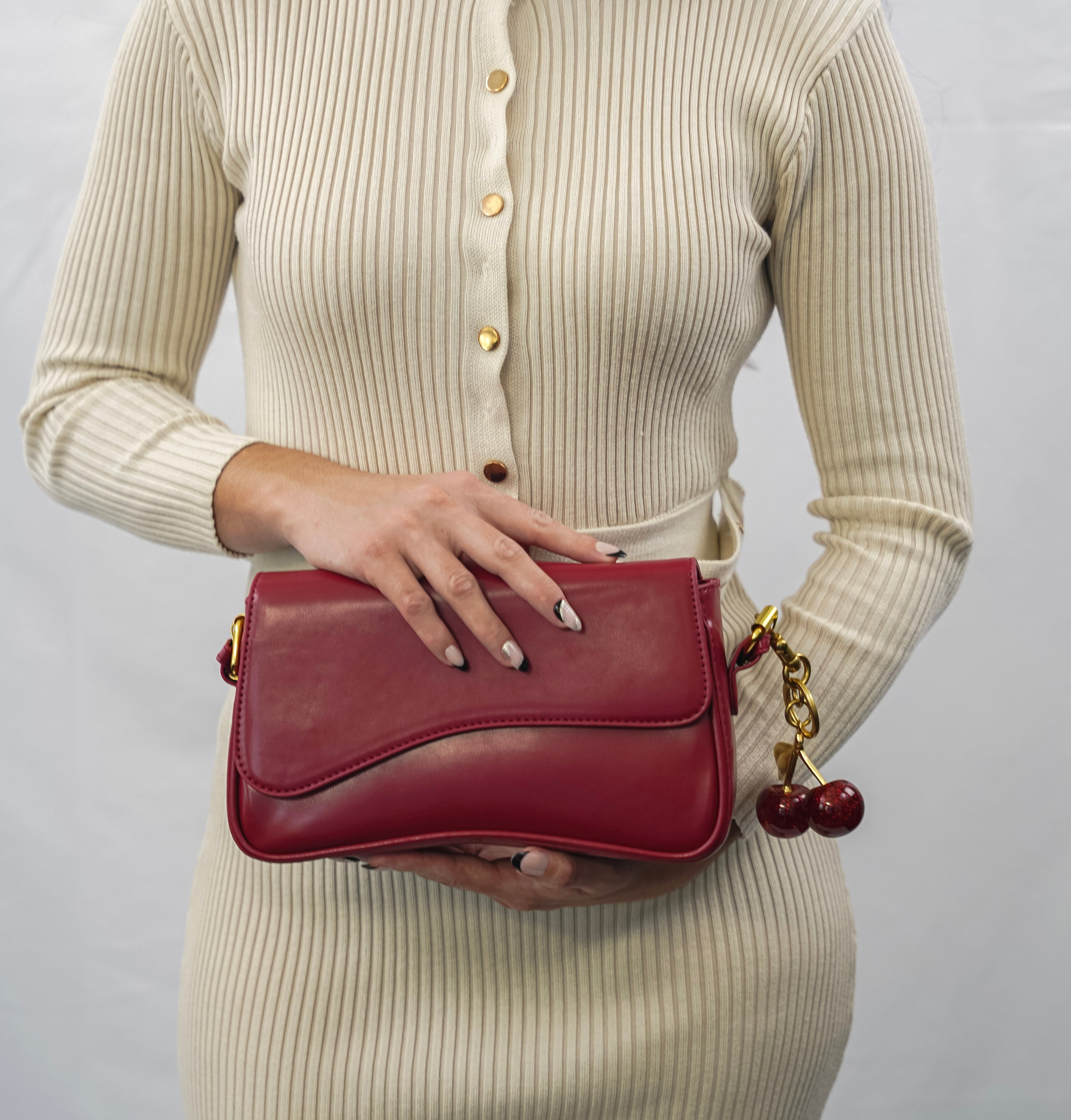 Erica | Curved Leather Shoulder Bag