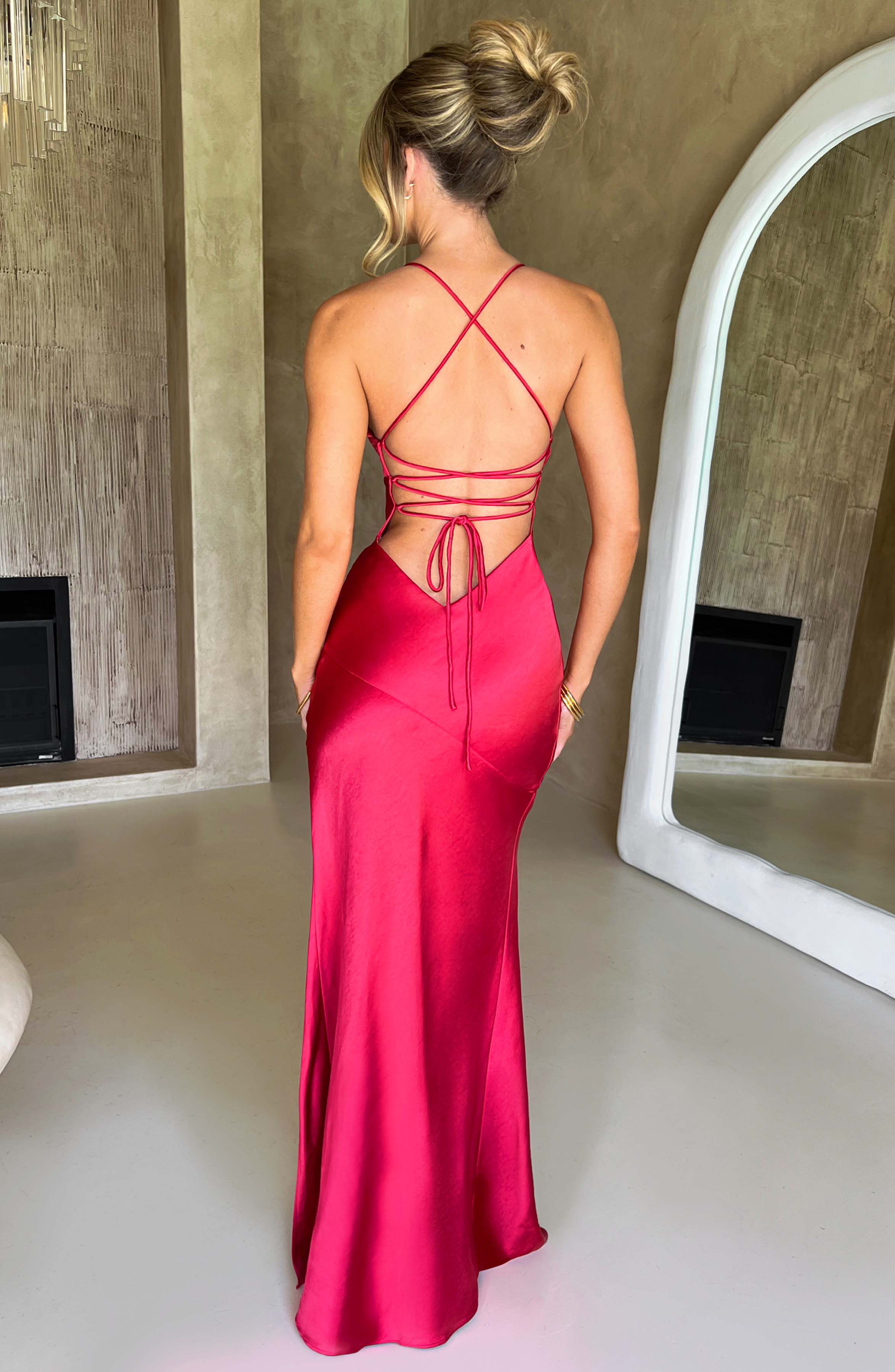 Julie | Elegant Floral Bodycon Dress