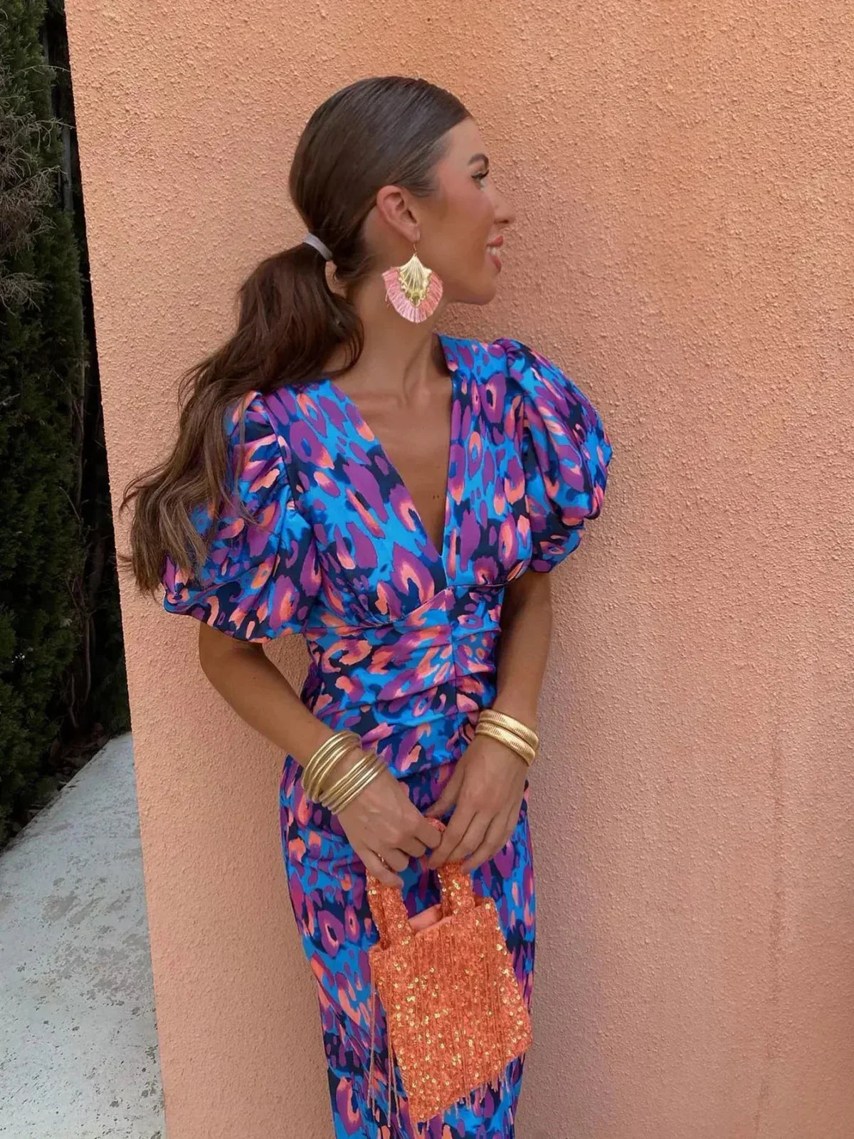 Arielle – Colorful Midi Dress with Pleated Sleeves