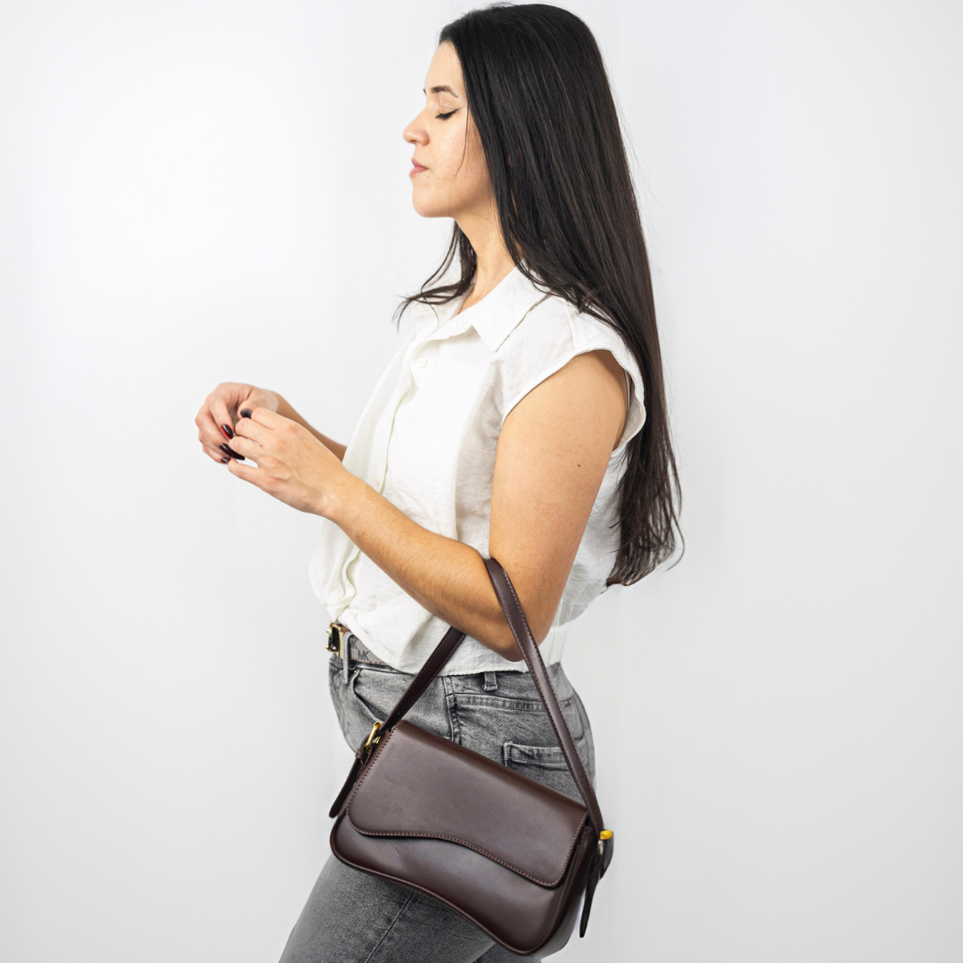 Erica | Curved Leather Shoulder Bag